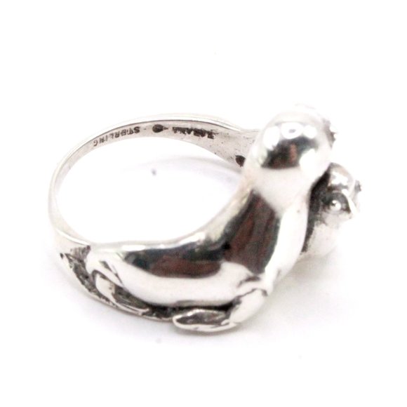 Contemporary Modern Sterling Silver Sea Lions Mom & Pups Ring - Picture 12 of 12